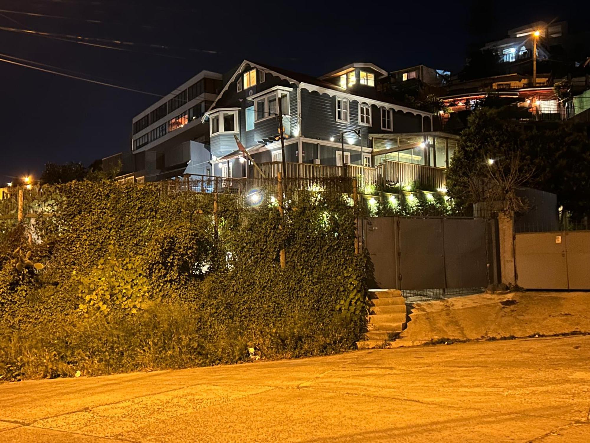 Hotel Faro Azul Valparaiso Cerro Alegre Exterior photo